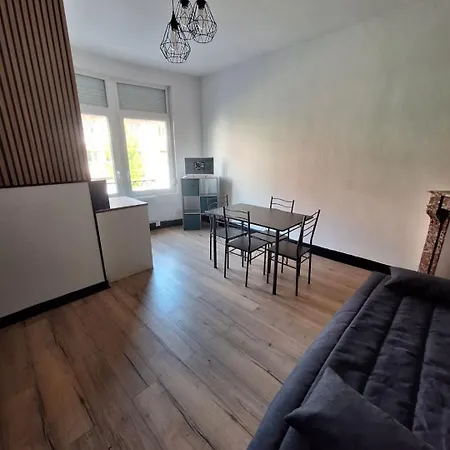 Joli Centre Gare Apartment